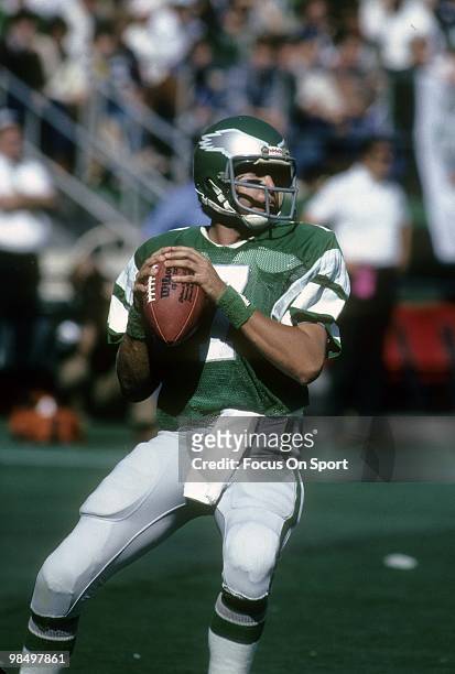 S: Quarterback Ron Jaworski of the Philadelphia Eagles drops back to pass circa early 1980's during an NFL football game at Veterans Stadium in...
