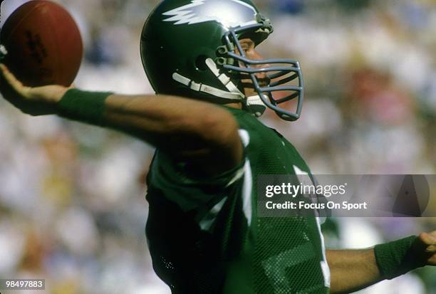 S: Quarterback Ron Jaworski of the Philadelphia Eagles throws a pass circa mid 1980's during an NFL football game at Veterans Stadium in...