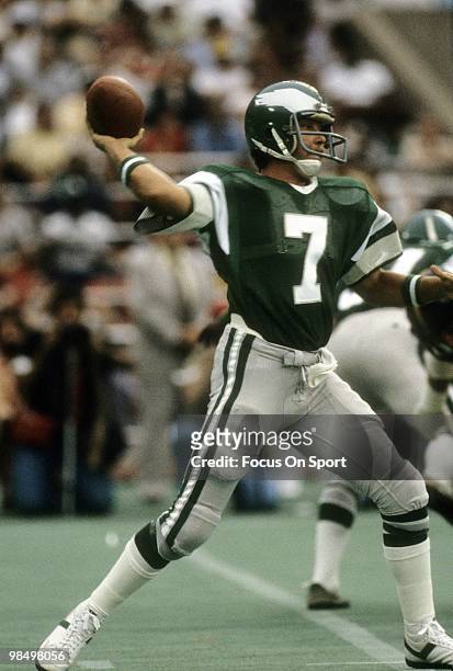 S: Quarterback Ron Jaworski of the Philadelphia Eagles sets to throw a pass against the Minnesota Vikings circa early 1980's during an NFL football...