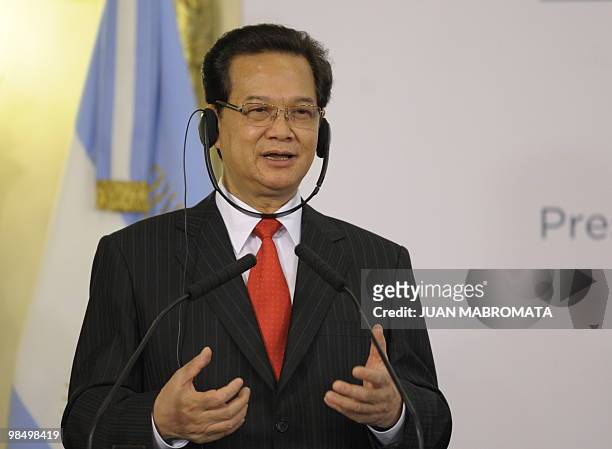 Vietnamese Prime Minister Nguyen Tan Dung talks during a press conference at the Government Palace in Buenos Aires on April 16, 2010. Dung is on a...