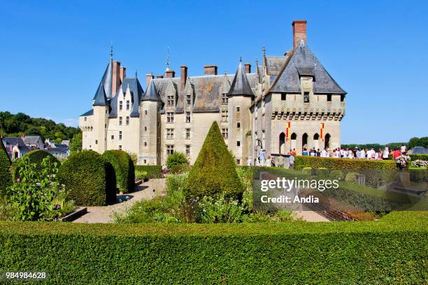 Chateau de Langeais, castle registered as a National Historic Landmark , belonging to the Castles of the Loire Valley .