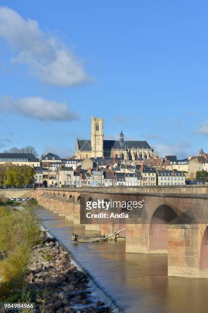 Nevers . View on the town from the Loire walkway with the Cathedral of St. Cyr and St. Julitte.