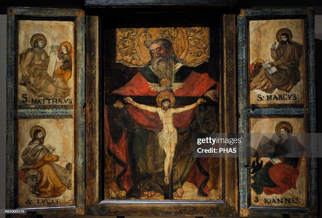 Triptych with the Holy Trinity.