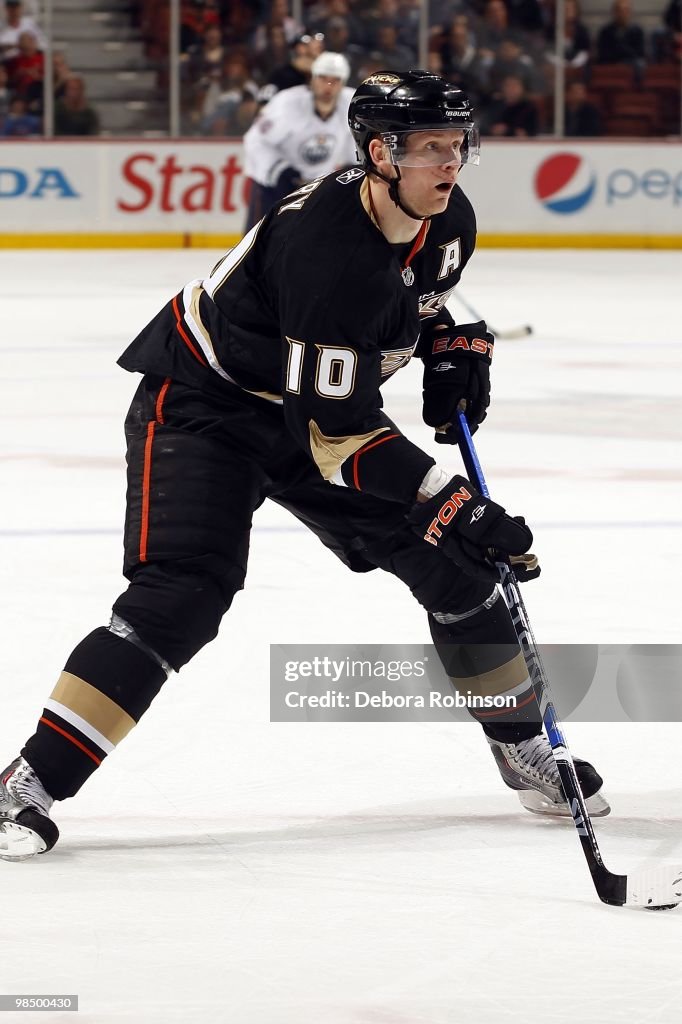 Edmonton Oilers v Anaheim Ducks