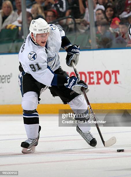 Steven Stamkos of the Tampa Bay Lightning skates with the puck against the Florida Panthers at the BankAtlantic Center on April 11, 2010 in Sunrise,...