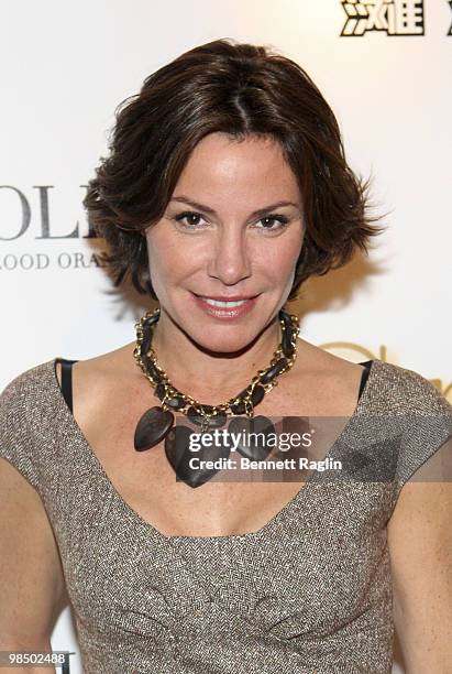 Personality LuAnn de Lesseps attends the "Falling For Grace" premiere at the Asia Society on January 26, 2010 in New York City.
