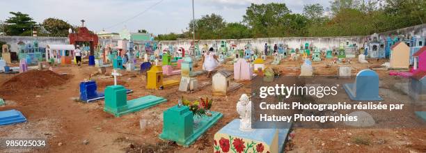 hoctun, a mayan cemetery in yucatan - hatuey photographies stock pictures, royalty-free photos & images