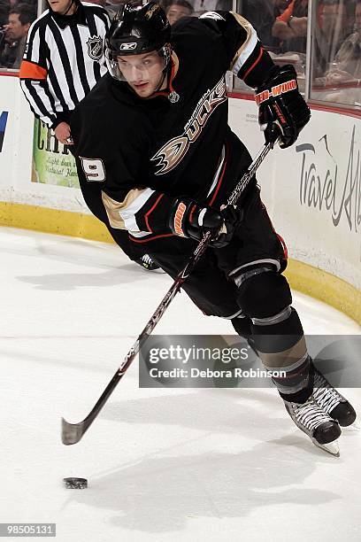 Bobby Ryan of the Anaheim Ducks handles the puck behind the net against the Vancouver Canucks during the game on April 2, 2010 at Honda Center in...