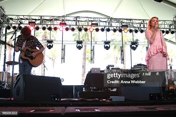 Keir Nuttall and Kate Miller-Heidke perform during day one of the Coachella Valley Music & Arts Festival 2010 held at the Empire Polo Club on April...