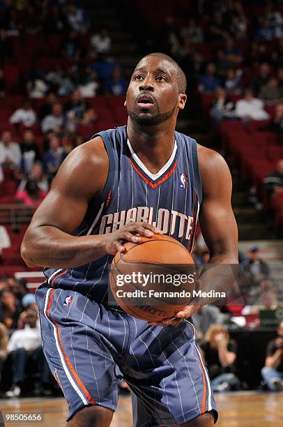 Raymond Felton of the Charlotte Bobcats shoots a free throw during the game against the Orlando Magic on March 14, 2010 at Amway Arena in Orlando,...