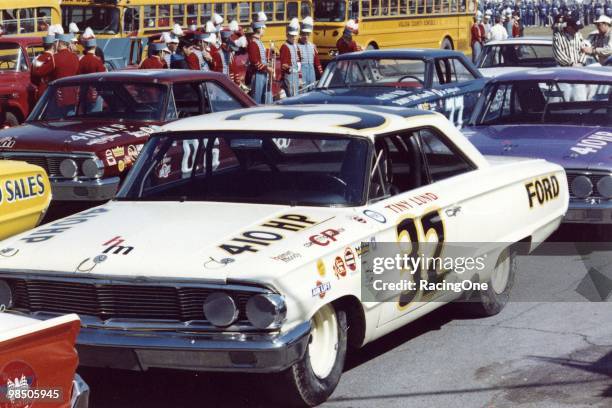 Tiny Lund drove the No. 32 Graham Shaw-owned '64 Ford to an 11th-place finish in the Daytona 500 at Daytona International Speedway.