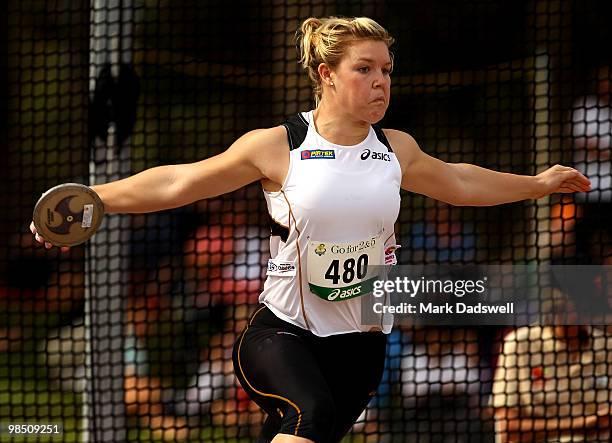 Dani Samuels of the NSWIS competes in the Womens Discus Throw Open Qualifying during day two of the Australian Athletics Championships at Western...