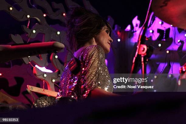 Musician Imogen Heap performs during Day 1 of the Coachella Valley Music & Art Festival 2010 held at the Empire Polo Club on April 16, 2010 in Indio,...