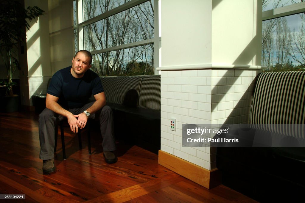 Jonathan Ive...