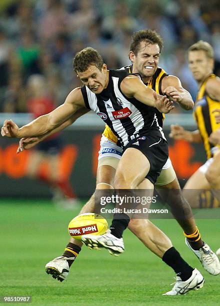 Luke Ball of the Magpies kicks the ball during the round four AFL match between the Collingwood Magpies and the Hawthorn Hawks at Melbourne Cricket...