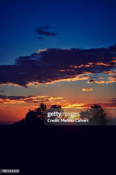 arizona sunset - melissa dawn foto e immagini stock