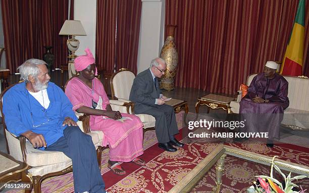 Sergio Cicala of Italy, and his Italian-Burkinabe wife Philomene Kaboure meets with Mali's president Amadou Toumani Toure and Italian ambassador in...