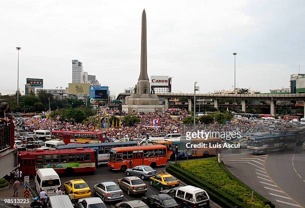 Pro-government protesters rally in support of the Thai government at Bangkok's Victory Monument on April 17, 2010 in Bangkok, Thailand. Red Shirt...