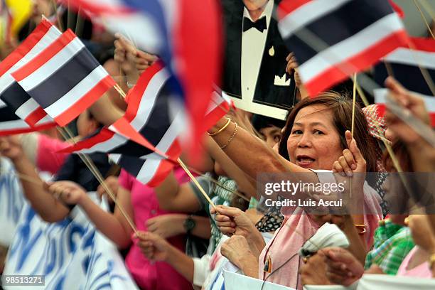 Pro-government protesters rally in support of the Thai government at Bangkok's Victory Monument on April 17, 2010 in Bangkok, Thailand. Red Shirt...