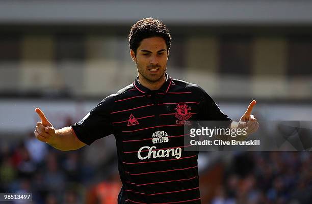 Mikel Arteta of Everton celebrates after scoring the first goal from the penalty spot during the Barclays Premier League match between Blackburn...