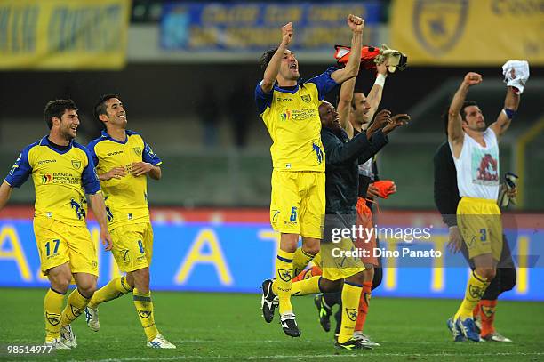 Players of Chievo applaud the fans at the end the Serie A match between AC Chievo Verona and AS Livorno Calcio at Stadio Marc'Antonio Bentegodi on...