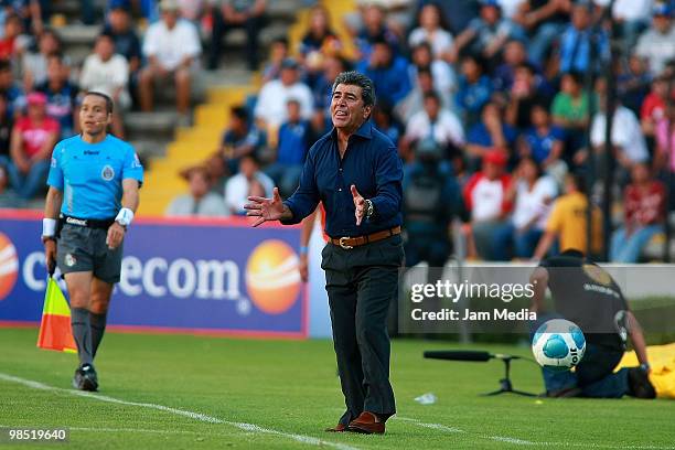 Head coach Carlos Reinoso of Queretaro reacts during their match against Estudiantes as part of the 2010 Bicentenario Tournament at the Corregidora...