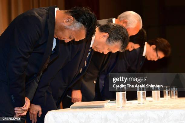 Golfer Shingo Katayama bows for apology during a press conference on June 27, 2018 in Tokyo, Japan. A male guest was part of golfer Shingo Katayama's...