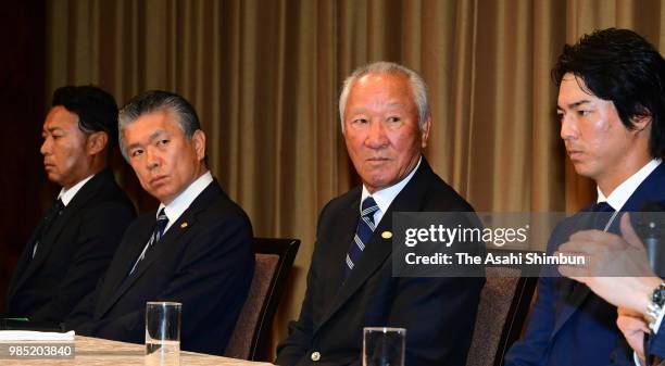 Golfer Shingo Katayama , Japan Golf Tour Organization Chairman and veteran golfer Isao Aoki and Japan Professional Golfers' Association Chairman Ryo...