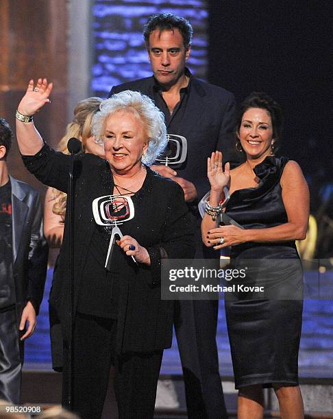 The cast of 'Everybody Loves Raymond' including Doris Roberts, Brad Garrett, and Patricia Heaton are honored at the 8th Annual TV Land Awards at Sony...