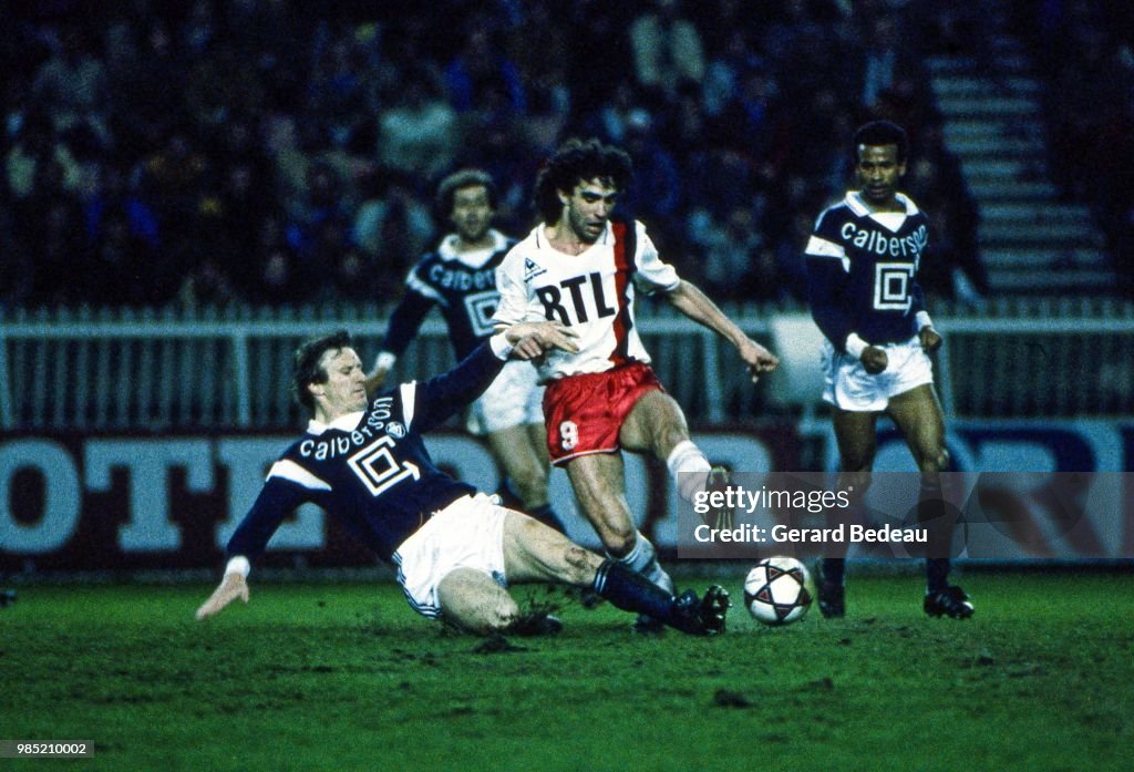 Paris Saint Germain v Bordeaux - Division1 1985/1986