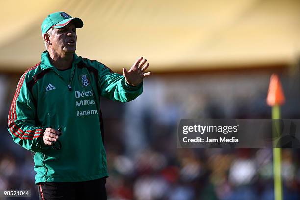 Head coach Javier Aguirre of Mexico's national soccer team gestures during their training session at La Capilla field on April 17, 2010 in Avandaro,...