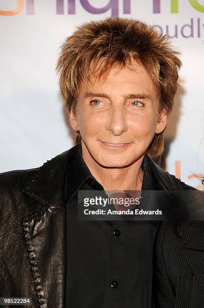 Recording artist Barry Manilow arrives at the Premier U.S.A. Arts High 25th Anniversary Celebration at the Ahmanson Theatre on April 17, 2010 in Los...