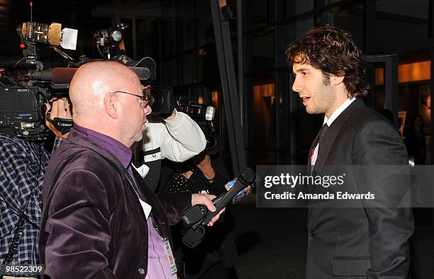 Recording artist Josh Groban arrives at the Premier U.S.A. Arts High 25th Anniversary Celebration at the Ahmanson Theatre on April 17, 2010 in Los...