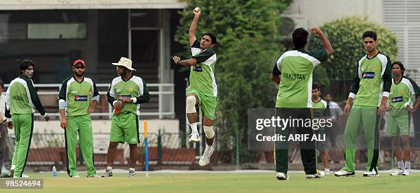Pakistan cricketer Abdul Razzaq delivers a ball during the final day of a practice camp at The Gaddafi Stadium in Lahore on April 18, 2010. Pakistan...