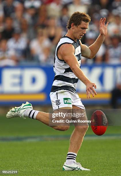 Joel Selwood of the Cats kicks during the round four AFL match between the Geelong Cats and the Port Adelaide Power at Skilled Stadium on April 18,...