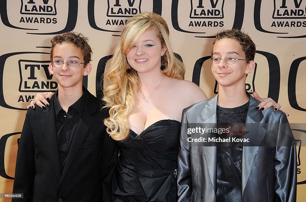 8th Annual TV Land Awards - Arrivals
