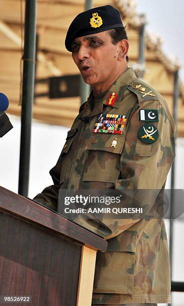 Pakistani Army Chief General Ashfaq Kayani speaks to a gathering at a military exercise in Bahawalpur on April 18, 2010. The "Azm-e-Nau-3" military...