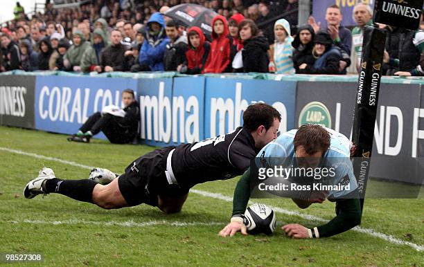Johne Murphy of Leicester goes over for a try during the Guinness Premiership match between Newcstle Falcons and Leicester Tigers at Kingston Park on...
