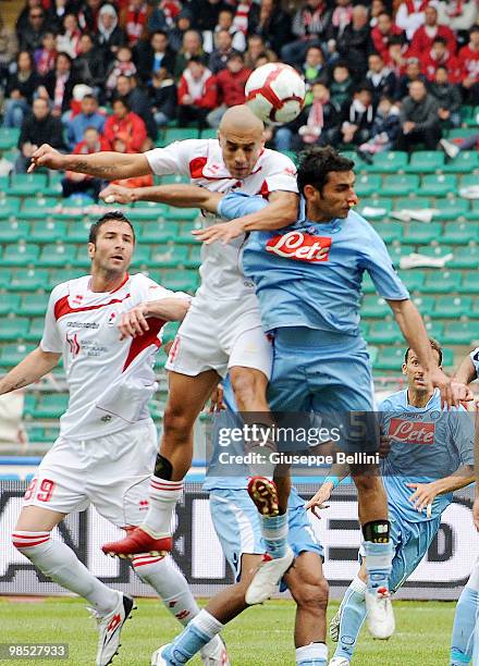 Sergio Almiron scores the goal during the Serie A match between AS Bari and SSC Napoli at Stadio San Nicola on April 18, 2010 in Bari, Italy.