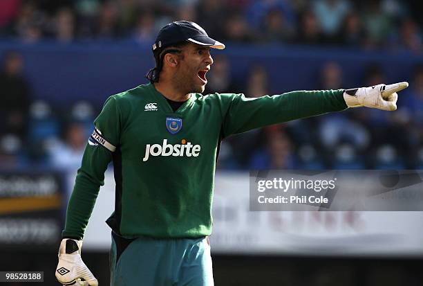 English Goalkeeper David James Photos and Premium High Res Pictures