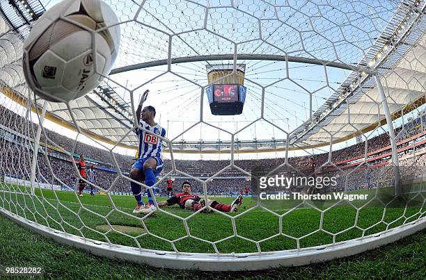 Raffael of Berlin scores his team's second goal during the Bundesliga match between Eintracht Frankfurt and Hertha BSC Berlin at Commerzbank Arena on...