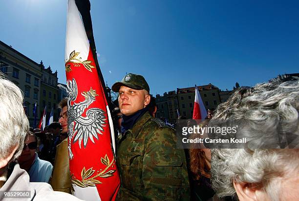 Solder waits for the religious and military procession wich transports the coffin of late Polish President Lech Kazcynski from the St Mary's Basilica...