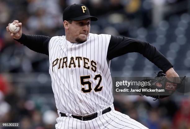 Joel Hanrahan of the Pittsburgh Pirates pitches against the Cincinnati Reds during the game on April 18, 2010 at PNC Park in Pittsburgh, Pennsylvania.