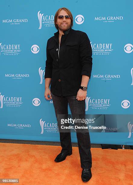 Musician James Otto arrives for the 45th Annual Academy of Country Music Awards at the MGM Grand Garden Arena on April 18, 2010 in Las Vegas, Nevada.