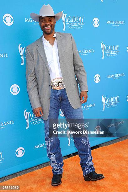 Singer Cowboy Troy arrives for the 45th Annual Academy of Country Music Awards at the MGM Grand Garden Arena on April 18, 2010 in Las Vegas, Nevada.