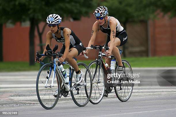 Margaret Shapiro and Wencle Stoltz in action during the ITU Triathlon World Cup 2010 at the Foundry Park on April 18, 2010 in Monterrey, Mexico.