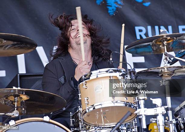 Cheney Brannon of Collective Soul performs at the Dow Live Earth Run for Water, an initiative to help combat the global water crisis, on April 18,...