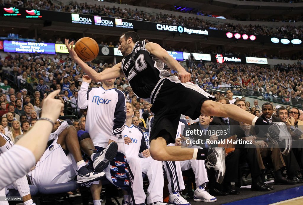 San Antonio Spurs v Dallas Mavericks, Game 1