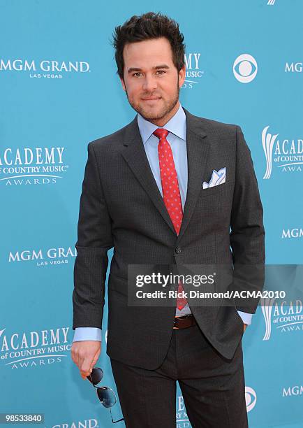 Musician David Nail arrives for the 45th Annual Academy of Country Music Awards at the MGM Grand Garden Arena on April 18, 2010 in Las Vegas, Nevada.