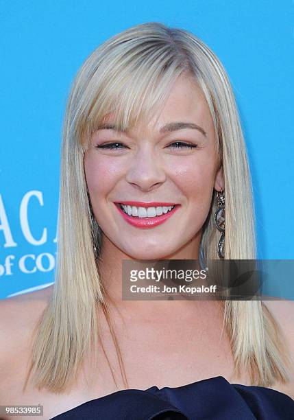 Singer LeAnn Rimes arrives at the 45th Annual Academy Of Country Music Awards at the MGM Grand Garden Arena on April 18, 2010 in Las Vegas, Nevada.